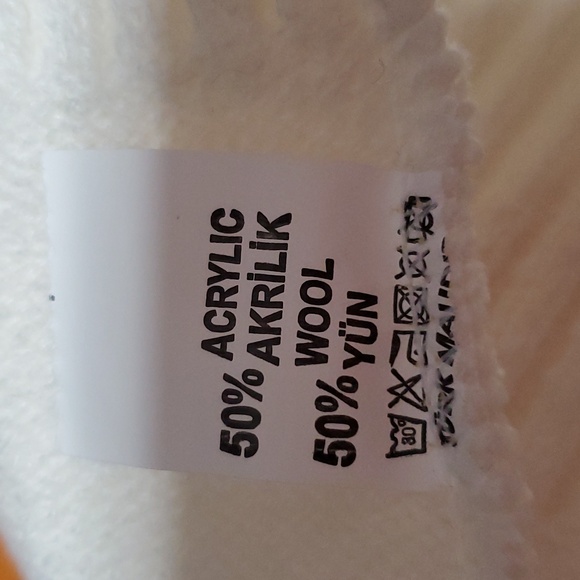 NWOT Turtleneck cardigan for men - Picture 13 of 13